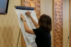 25681216-or-review-024