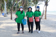 ภาพบรรยากาศกิจกรรมเก็บขยะบริเวณชาดหาดบางแสน