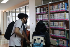 25661122-meeting-040