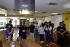 25670426-visitor-036