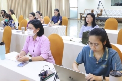 25670503-training-006