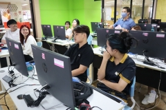 25670222-training-037