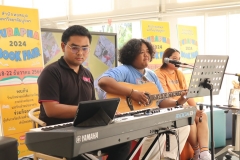 25661220-bookfair2024-021