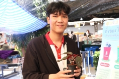 25661220-bookfair2024-052