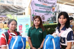 25661220-bookfair2024-062