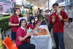 25661222-bookfair2024-026