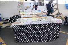 25661222-bookfair2024-039