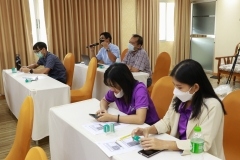 thumbs_consumer-behavior-14