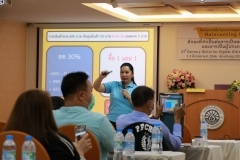 thumbs_consumer-behavior-19