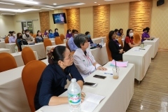 thumbs_consumer-behavior-29