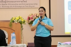 thumbs_consumer-behavior-3