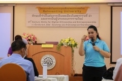 thumbs_consumer-behavior-38