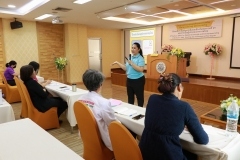 thumbs_consumer-behavior-4