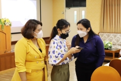 English-for-Communication-in-Digital-Age-2-5