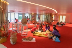 25670108-exhibition-009