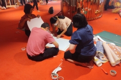 25670108-exhibition-012