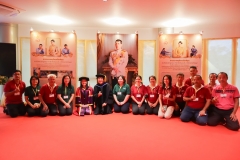 25670109-exhibition-025