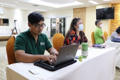 25670306-training-024