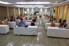 25670403-training-002