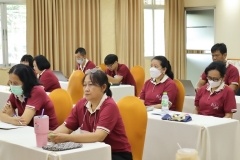 25660622-meeting-017