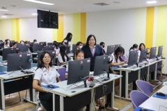 25670215-training-002