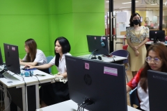 25670215-training-008