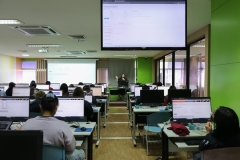 25661226-training-001