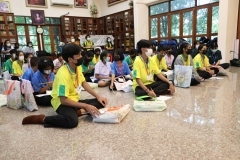 thumbs_Young-Guide-65-15