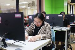 25690202-training-040