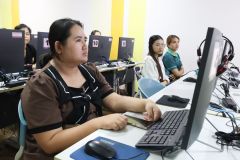 25690202-training-047