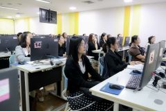 25690202-training-051