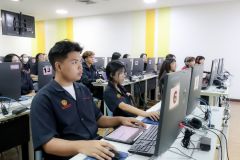 25690202-training-003