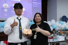 25690702-event-047