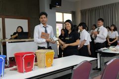 25690702-event-106