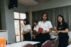 25690702-event-115