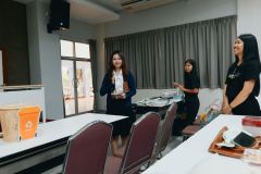 25690702-event-122