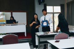 25690702-event-127