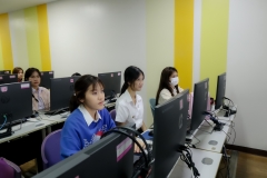 25681202-training-004