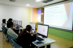 25681202-training-011