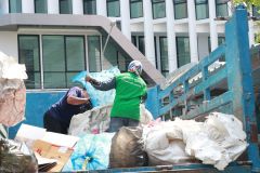 25690203-libleng-033