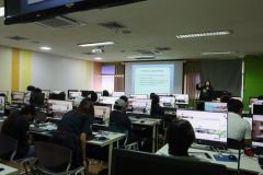 25681204-training-05