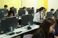 25681204-training-07