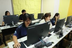 25681204-training-13