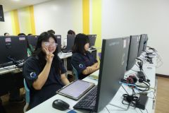 25681204-training-19