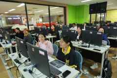 25681204-training-20