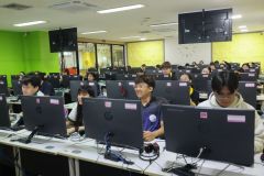 25681204-training-21