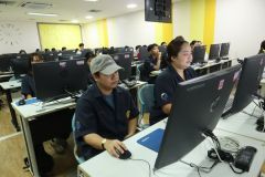 25681204-training-27