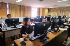 25681204-training-32