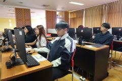 25681204-training-34