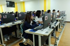 25690805-training-006